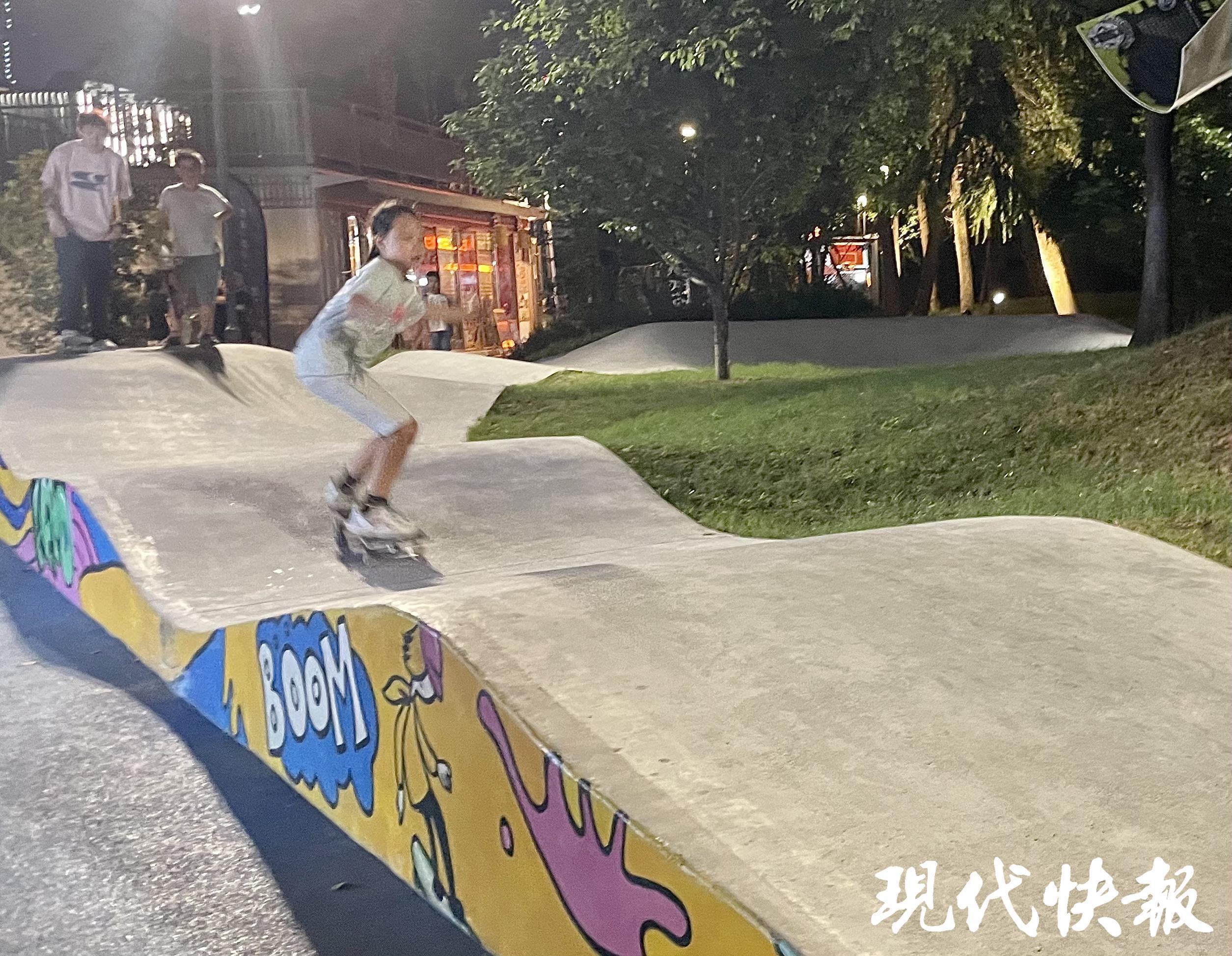 米乐m6下载文脉华章｜奥运刮起“潮玩”风体育文化的年轻态表达(图4)